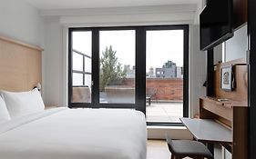 Arlo Soho